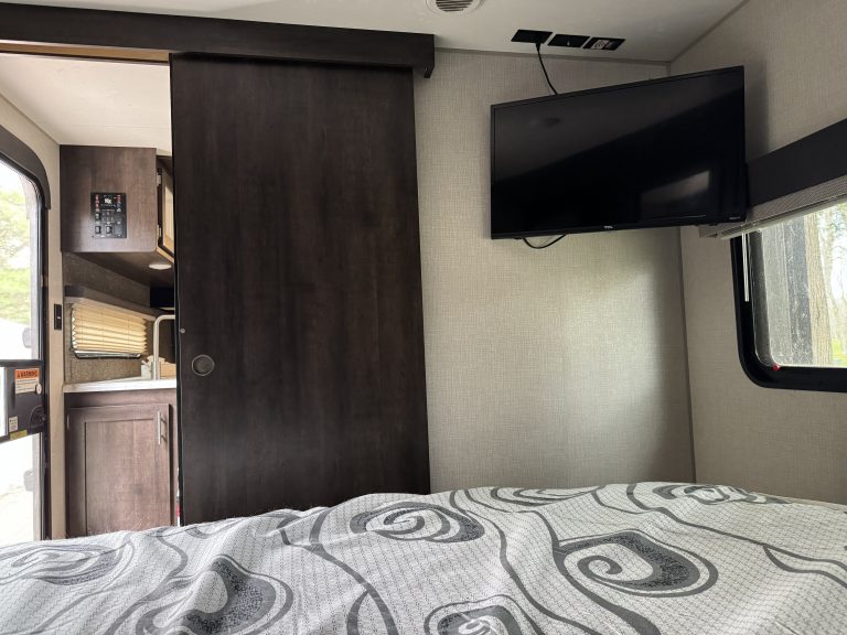 MASTER BEDROOM 2