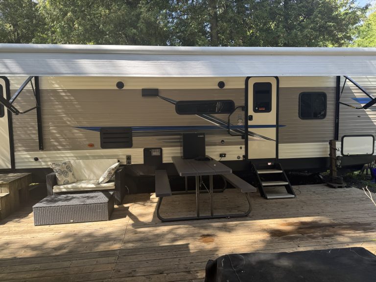 TRAILER FRONT